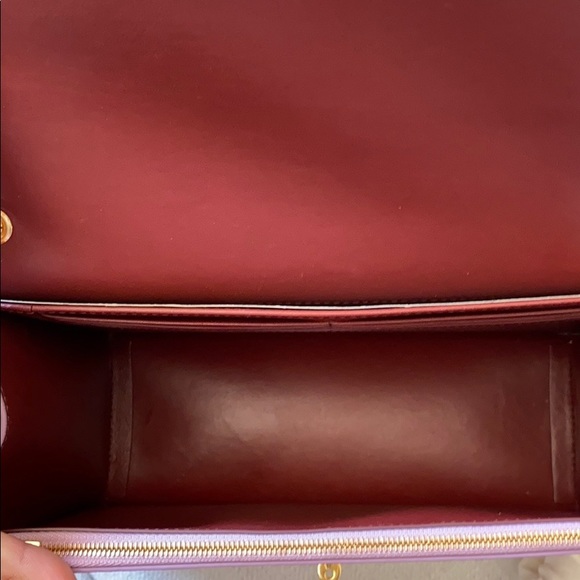 Mulberry Darley in Lilac Cross Grain Leather - Picture 12 of 13